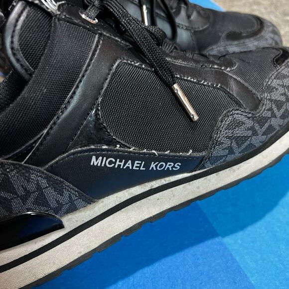 Michael Kors fashion sneakers, black, lace up, Wilma Trainers, women’s size 8 - Picture 3 of 8